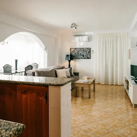 A&n Plazamar 2-3-1 Apartment